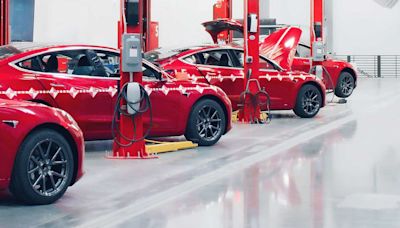 Tesla Autopilot Data Shows Improved Q1 2024: 7.63 Million Miles Per Crash