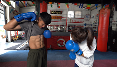 巴黎奧運／拳擊選手甘家葳拼減重「吃飯也在訓練」！秀冰塊腹肌女星看呆