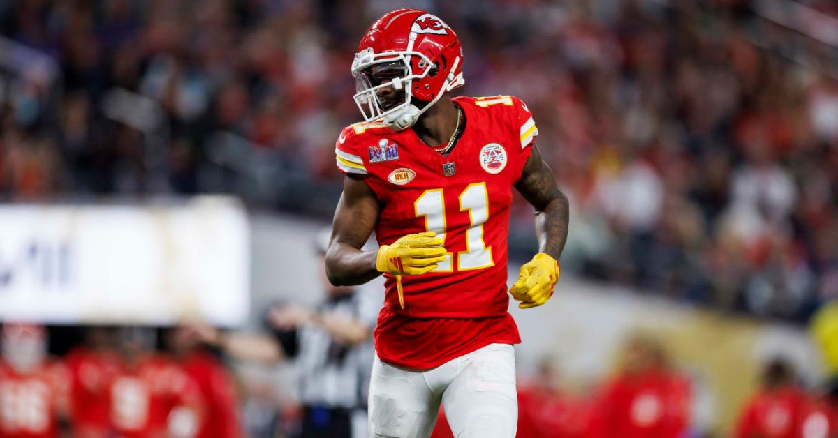 Chiefs Options at WR Are Dwindling; Reason to Worry?