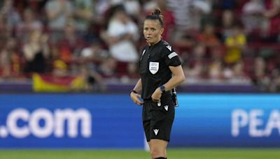 Rebecca Welch pitará la final de Champions entre Barça y OL