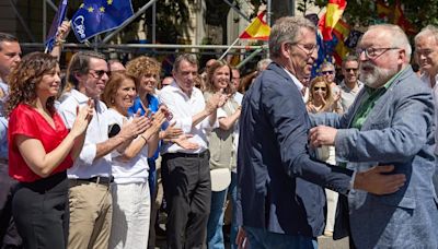 Fernando Savater pide usar las europeas para "poner contra las cuerdas" a Sánchez y que tenga que convocar generales