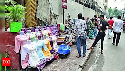 Hawkers Return to No-Hawking Zone Near KMC HQ in Kolkata | Kolkata News - Times of India