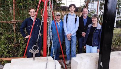 Brunel's descendants lay first stone in railway station reconstruction