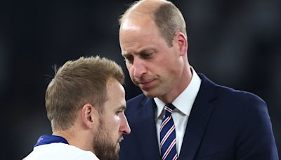 Body language expert analyses William's handshake with Kane