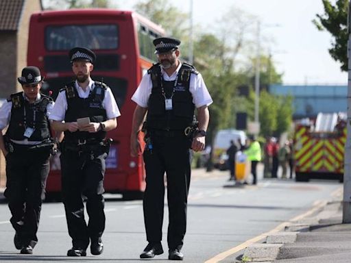 Attaque à l’épée à Londres : Un homme tue un enfant de 13 ans et blesse quatre passants