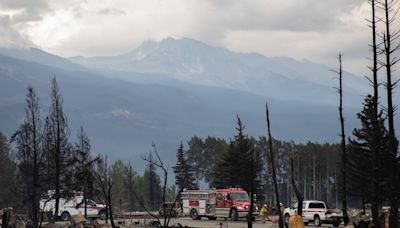 Milder weather gives crews chance to make progress in fighting Jasper wildfires