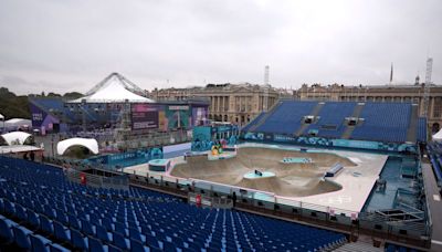 Pouring rain disrupts Games after drenched opening ceremony