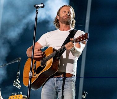 Dierks Bentley, Colbie Caillat coming to Naval Station Norfolk for free concert