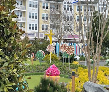 Fore! Mini-golf course bringing these whimsical holes to Long Branch Pier Village