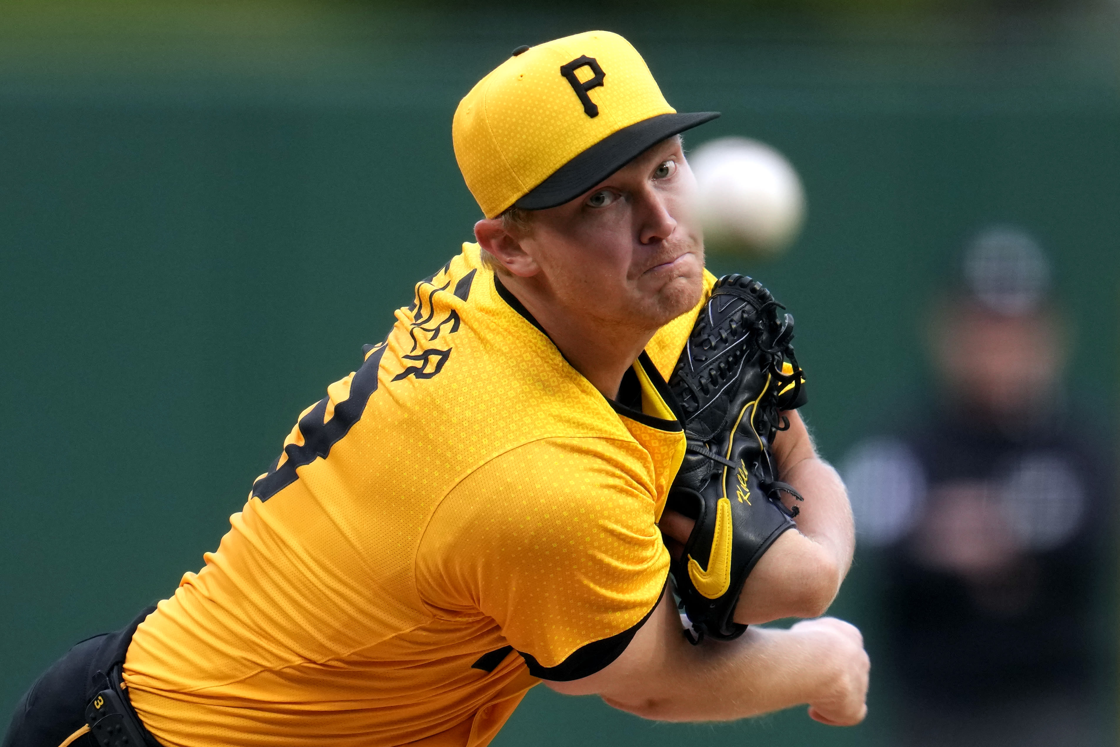 Mitch Keller wins his 6th straight start and Oneil Cruz homers again as Pirates blank Twins 3-0