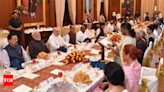 President Murmu hosts dinner for PM Modi and ministers | India News - Times of India