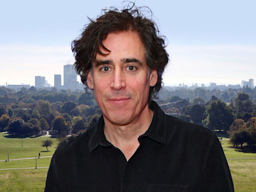 Stephen Mangan's private canal-side home in Primrose Hill is 'chaos'