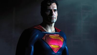 JUSTICE LEAGUE Star Henry Cavill Takes A Shot At His Superman Return In BLACK ADAM's Post-Credits Scene