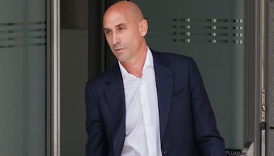 La Audiencia Nacional cita el 17 de mayo a Rubiales para notificarle la apertura de juicio oral por el beso a Jenni Hermoso