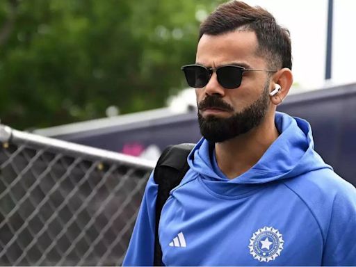 Former Pakistan captain defends comment calling Virat Kohli 'selfish', says no matter who... - Times of India