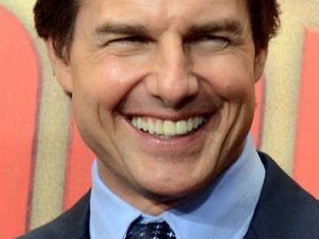 Filha de Tom Cruise é flagrada em colapso emocional após retirar sobrenome do pai