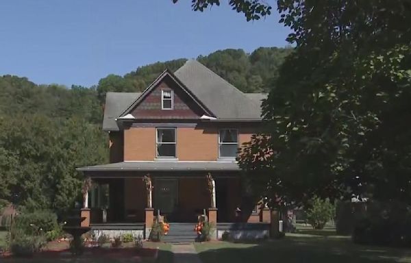 For Friday the 13th, "The Silence of the Lambs" house is open for tours