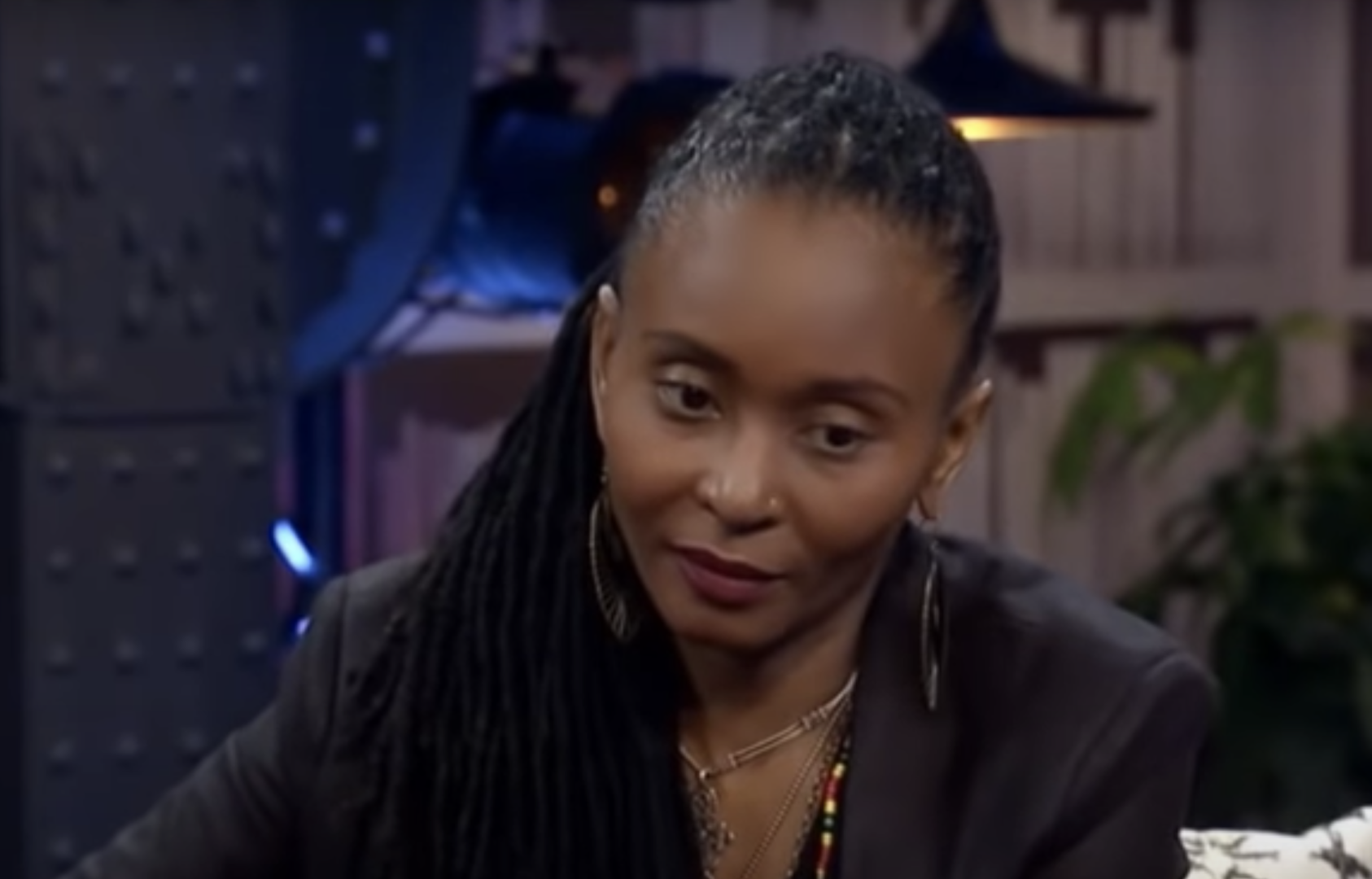 After Diddy video, Dee Barnes sends Dr. Dre abuse reminder