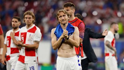 Luka Modric: le desviaron un penal, lloró tras hacer un gol y se fue frustrado: “El fútbol ha sido cruel”, dijo