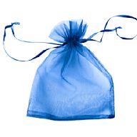 These simple yet stylish gift bags feature a drawstring closure and are ideal for jewelry or small gifts.