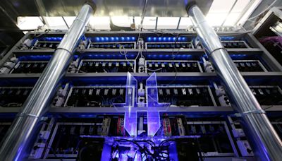 Crypto miners become acquisition targets amid race for power capacity By Investing.com