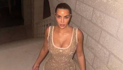 Kim Kardashian publica un “ensayo” producido por su hija y recibe una tormenta de críticas en las redes