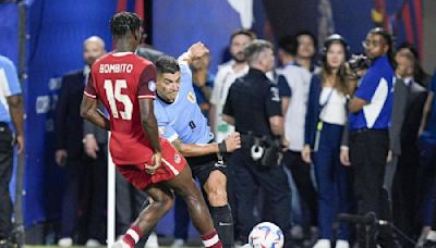 Copa America: Marcelo Bielsa hails Luis Suarez's mentality after Uruguay beat Canada 4-3 on penalty kicks
