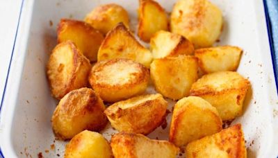 'Amazing' giant roast potato recipe is perfect to cook for dad this Father's Day