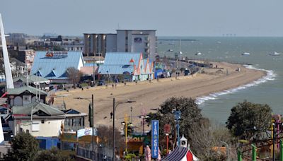 Witness says ‘machete-wielding youths’ fought after groups descended on Southend