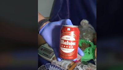 La lata de Mahou que no lleva cerveza dentro: la Policía de Madrid alerta sobre una nueva forma de transportar droga