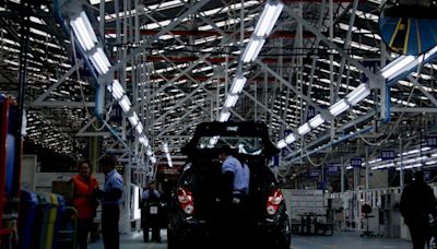 ¿Por qué General Motors cierra su planta de vehículos en Colombia y qué pasará con los empleados?