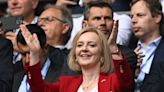 Liz Truss in new boost as Tory vote begins