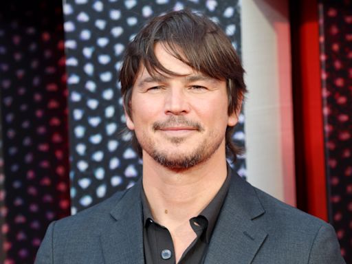 Josh Hartnett Rejected Superman Twice and Left Hollywood Once ‘People Were Stalking Me’: ‘A Guy Showed Up at One of My...