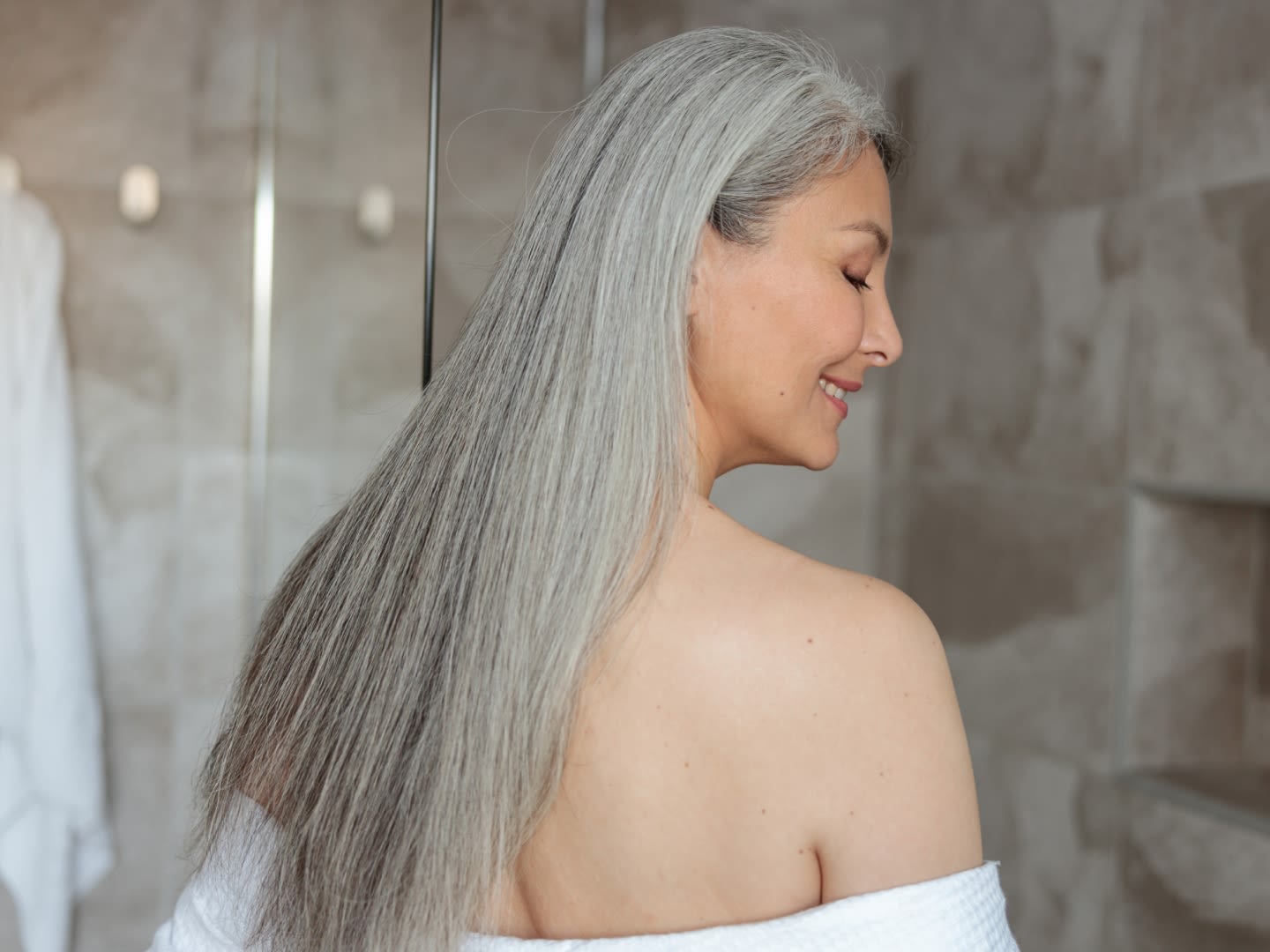 Shoppers Say This $12 Biotin Shampoo With Over 33K 5-Star Reviews Is a 'Miracle' Solution for Thinning Hair