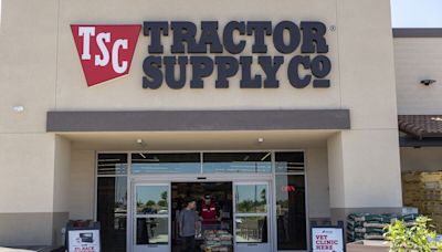 Tractor Supply Ditches DEI, Climate Goals After Online Attacks