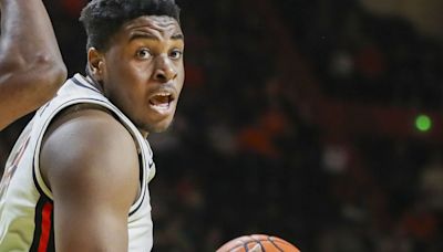 UW men raid Oregon State’s roster for a frontcourt replacement