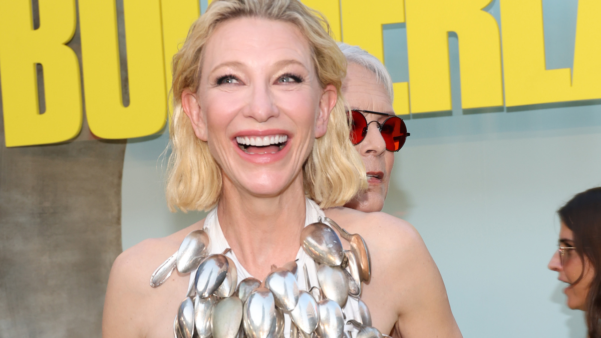 Cate Blanchett Says She "Basically" Got Paid in "Free Sandwiches" for 'Lord of the Rings'