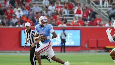 Houston Cougars to Add Oilers-Inspired Uniforms amid NFL's Legal Threats