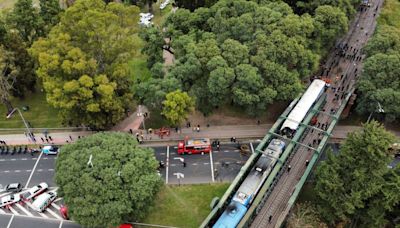 Sixty injured in Buenos Aires train collision