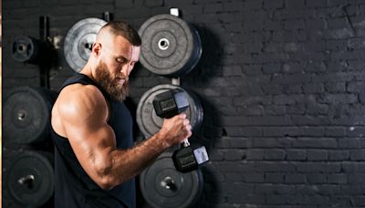 This 15-minute giant set workout will leave your arms looking jacked