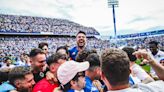 Locura en el césped del Rico Pérez tras el ascenso del Hércules a Primera RFEF