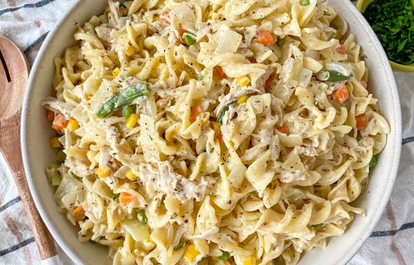 8 Chicken And Noodle Recipes To Whip Up For Dinner