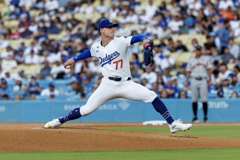 River Ryan gets a standing ovation in his major league debut as Dodgers edge Giants