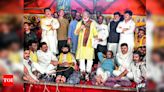 OBC activists ‘suspend’ hunger strike as Maharashtra government assures in writing it will protect their quota | Pune News - Times of India