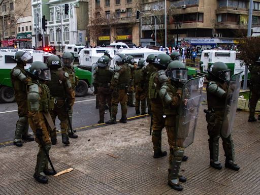 Inusual ataque en región chilena y asesinato de policías sacude a la nación