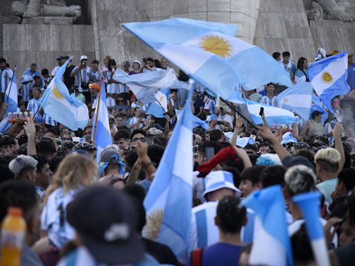 Historia de la bandera argentina, explicada para niños