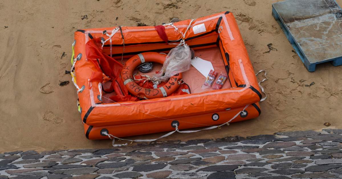 Adventurer Couple Found Dead in Lifeboat After ‘Unexplained’ Tragedy Crossing Atlantic