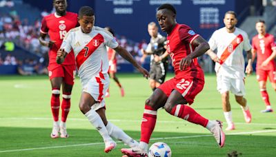 Canada beat 10-man Peru 1-0 to boost Copa America knockout stage hopes