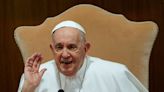 El Papa pide disculpas por sus comentarios sobre el “ambiente marica” de los seminarios - La Tercera