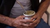 La venta de yerba mate cae a su mínimo desde 2018 en Argentina